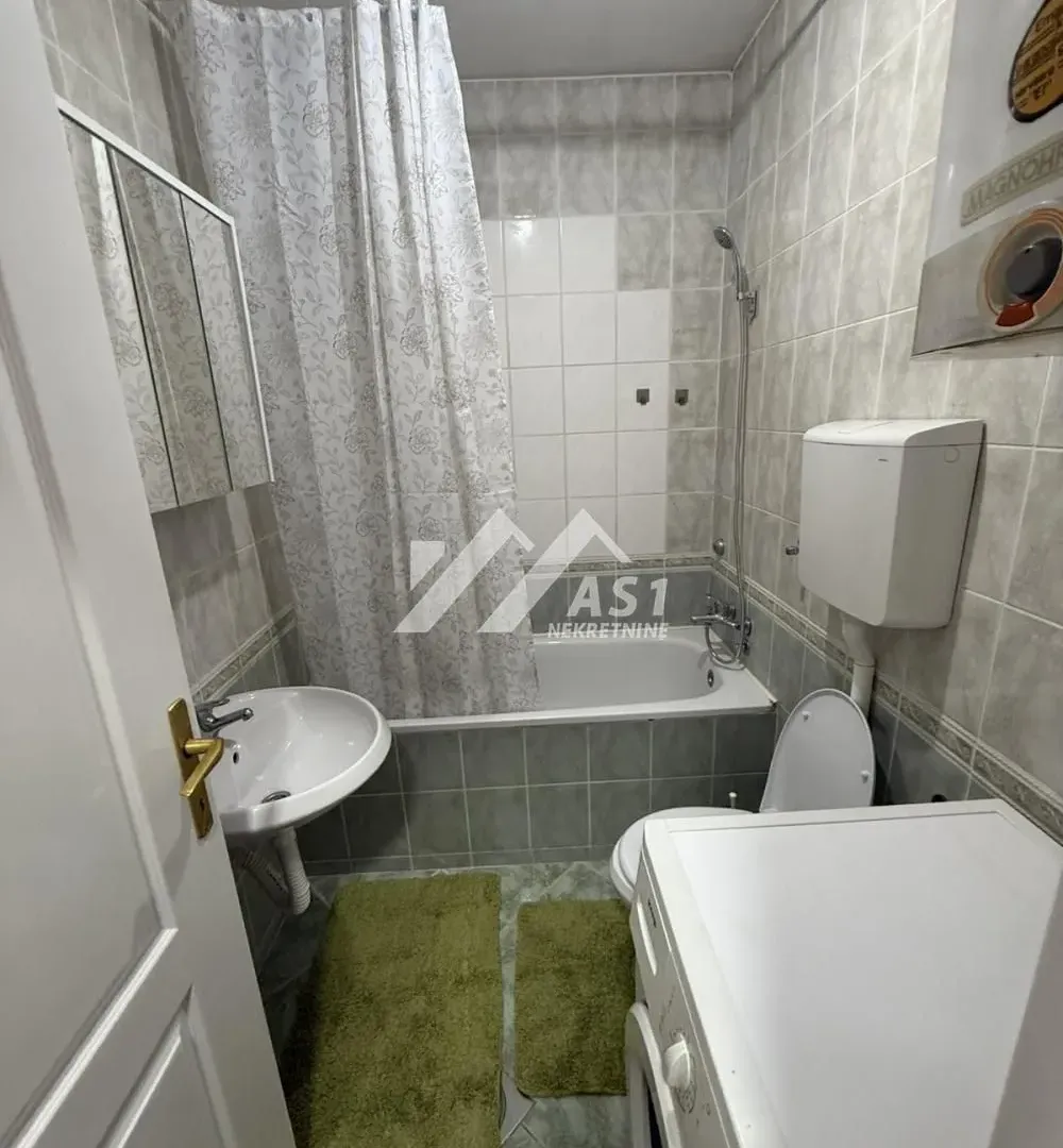 Izdavanje, stan, 21m², Grbavica, Novi Sad Sve Podlokacije