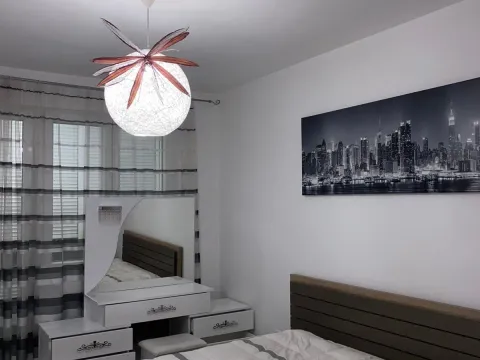 Izdavanje, dvosoban stan, 100m², Preko Morače, Podgorica - image 12