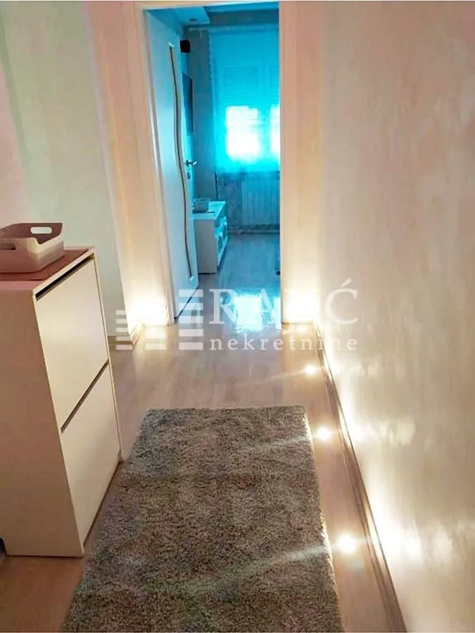 Rent, two bedroom apartment, 63m², Savski Venac, Beograd