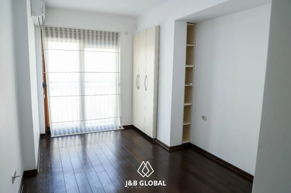Sale, three bedroom apartment, 152m², Petrovac, Budva