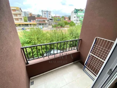 Izdavanje, garsonjera, 33m², Centar, Podgorica - image 5