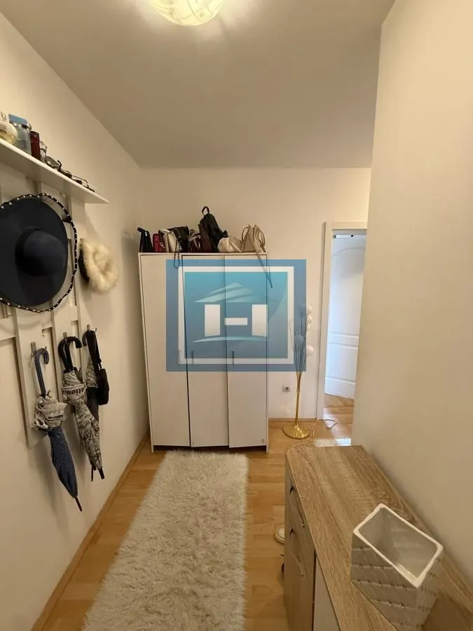 Prodaja, trosoban stan, 79m², Centar, Jagodina