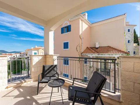 Prodaja, dvosoban stan, 79m², Luštica Bay, Tivat - image 6