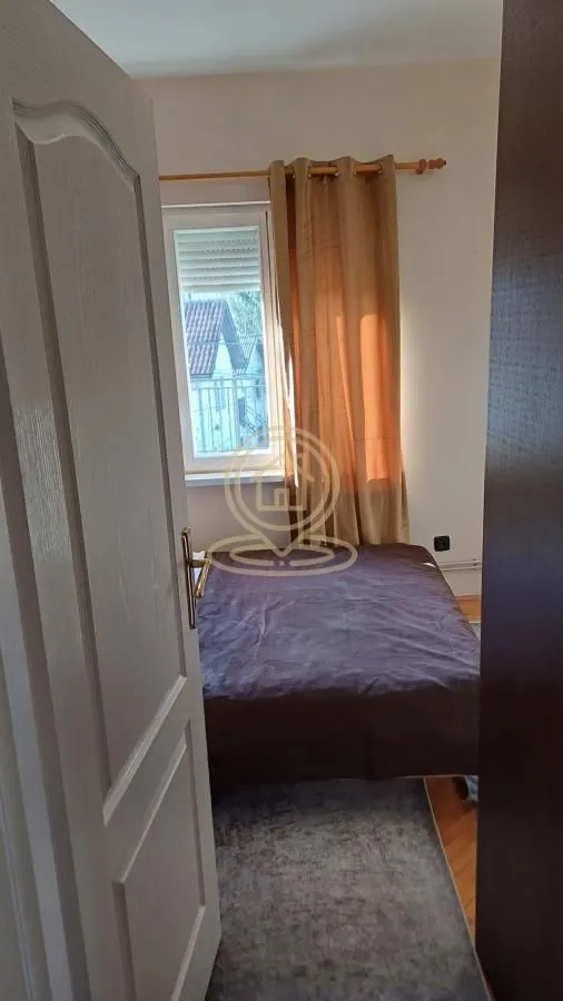 Rent, three bedroom apartment, 60m², Zvezdara Sve Podlokacije, Beograd