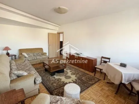 Izdavanje, stan, 210m², Čukarica, Beograd - image 2