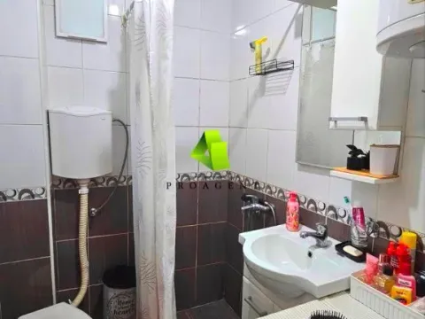 Rent, three bedroom apartment, 65m², Medijana, Niš - image 9