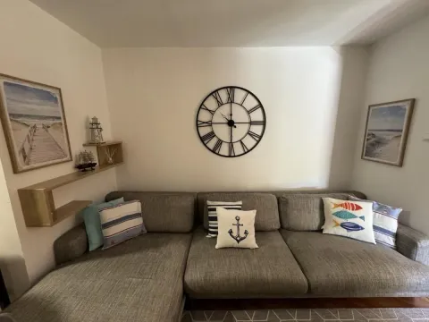 Izdavanje, dvosoban stan, 80m², Budva, Crna Gora - image 2