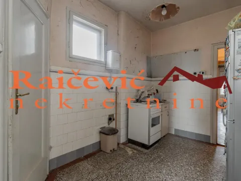 Prodaja, trosoban stan, 77m², Stari Grad, Beograd - image 11