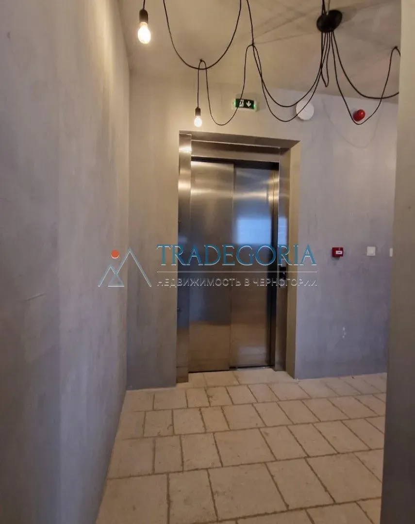 Prodaja, stan, 403m², Kotor, Crna Gora