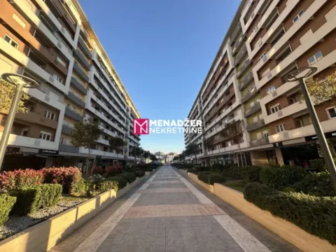 Izdavanje, jednosoban stan, 48m2, Central Point, Podgorica
