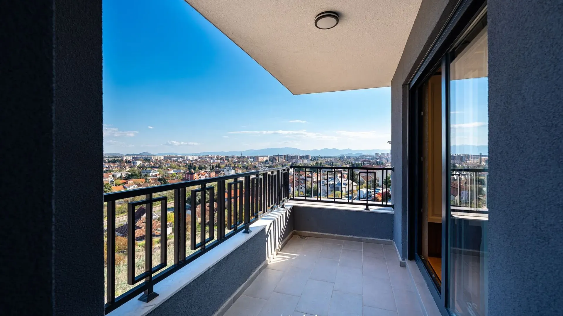 Prodaja, dvosoban stan, 117m², Gorica C, Podgorica