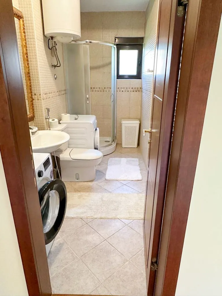 Prodaja, kuća, 211m², Gorica C, Podgorica