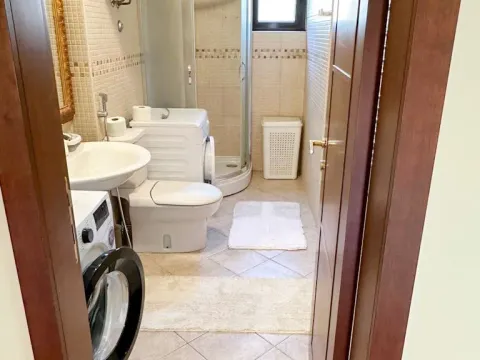 Prodaja, kuća, 211m², Gorica C, Podgorica - image 7