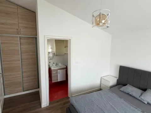 Rent, house, 155m², Farmaci, Podgorica - image 6