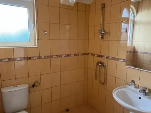 Prodaja, dvosoban stan, 79m², Glavati, Kotor - image 6