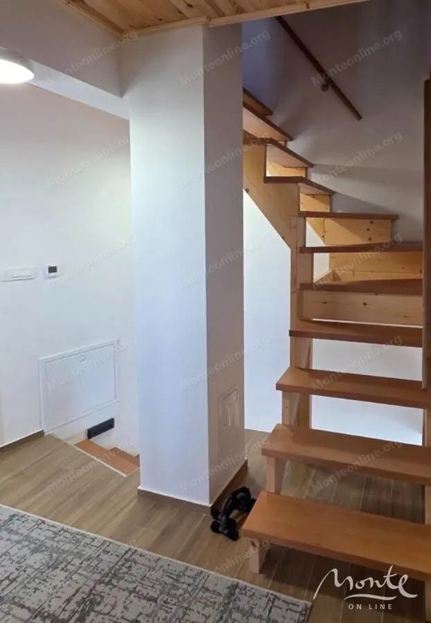 Prodaja, kuća, 170m², Borje, Žabljak