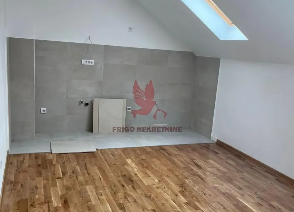 Prodaja, dvosoban stan, 39m², Mladenovac, Beograd