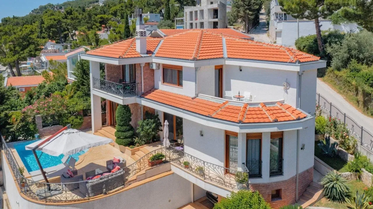 Prodaja, kuća, 252m², Zeleni Pojas, Bar