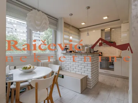 Izdavanje, dvosoban stan, 60m², Novi Beograd Blok 21, Novi Beograd Sve Podlokacije - image 11