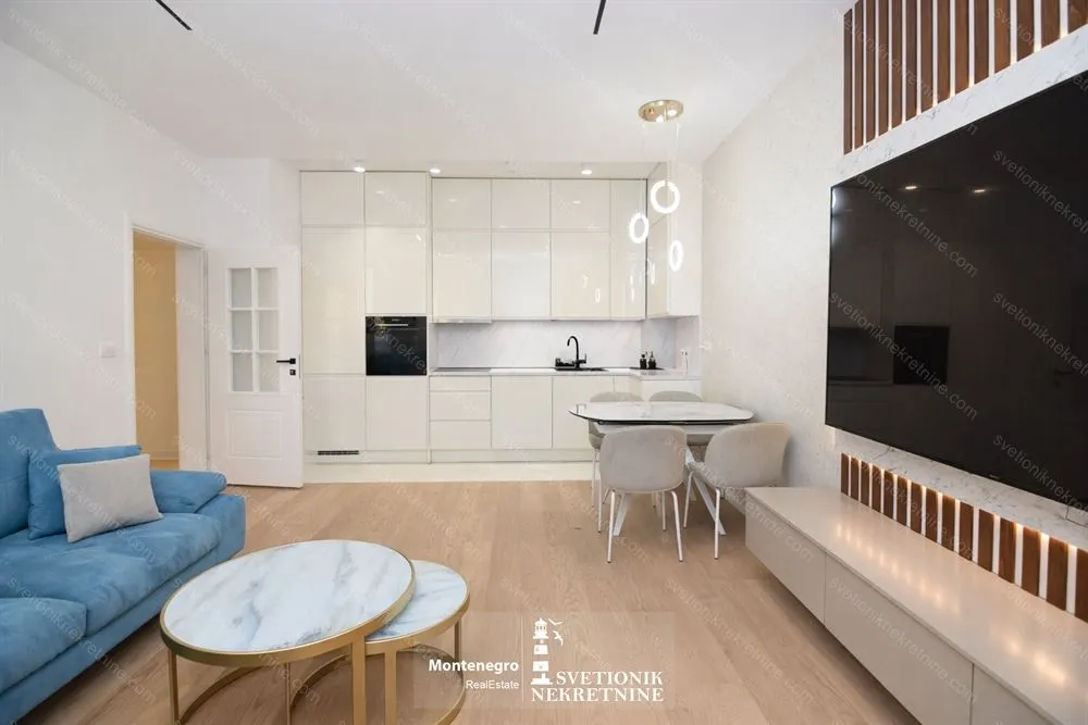 Prodaja, trosoban stan, 95m², Topla, Herceg Novi