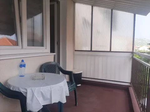 Rent, one bedroom apartment, 35m², Cetinje, Crna Gora - image 13