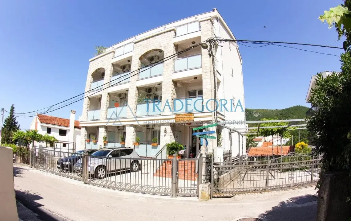 Prodaja, ugostiteljski objekat, 224m², Bečići, Budva
