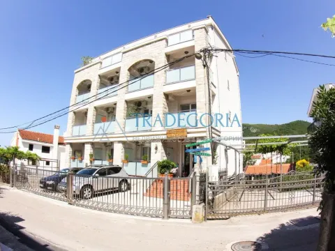Sale, hospitality venue, 224m², Bečići, Budva