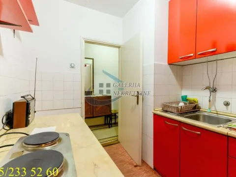 Prodaja, trosoban stan, 92m², Vidikovački venac, Rakovica - image 9