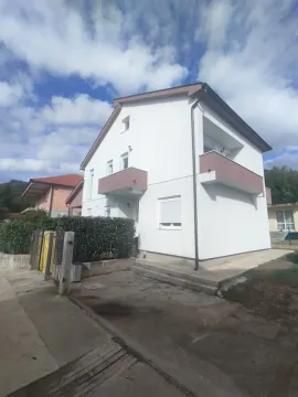 Kuća in Podi