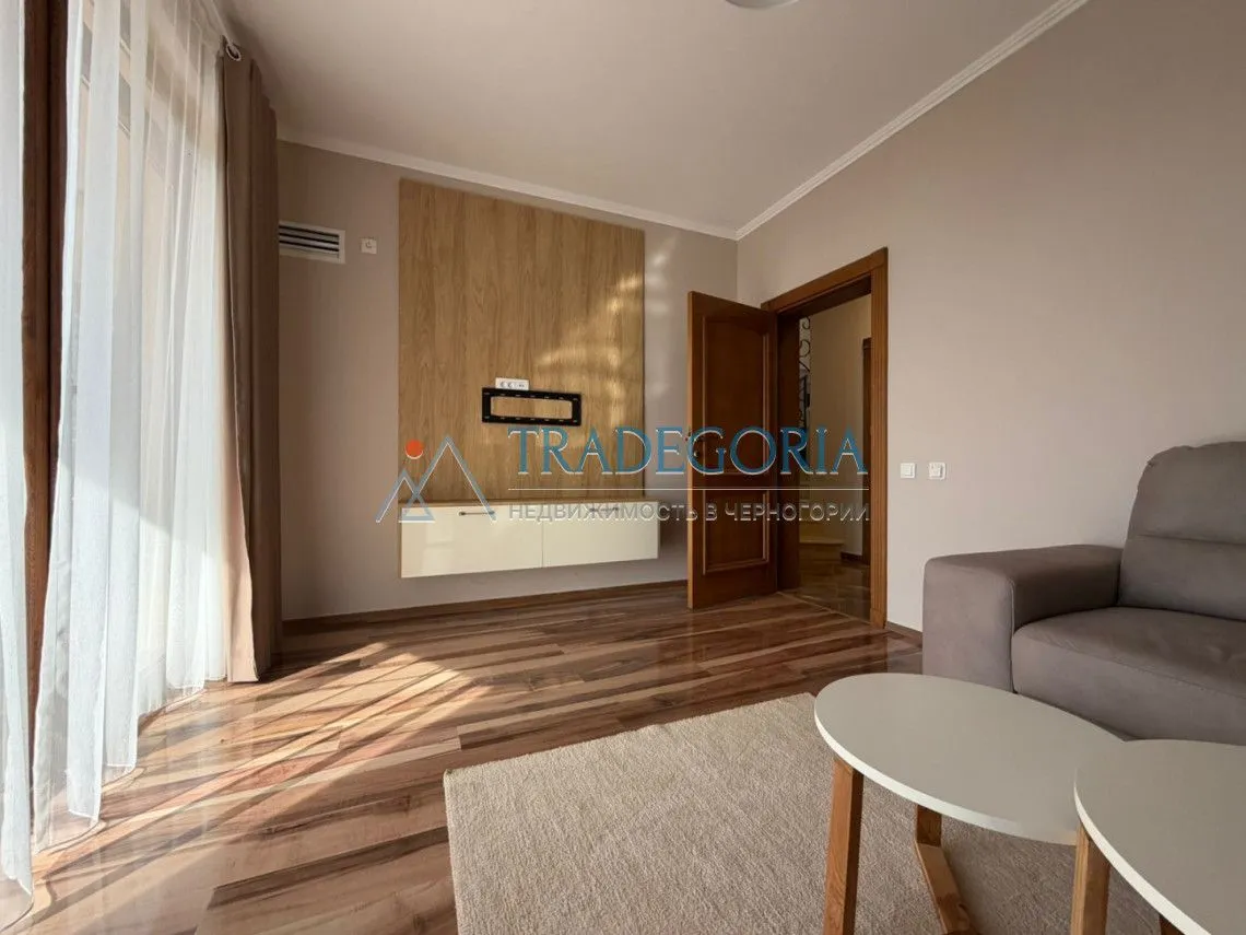 Sale, house, 400m², Bar, Crna Gora