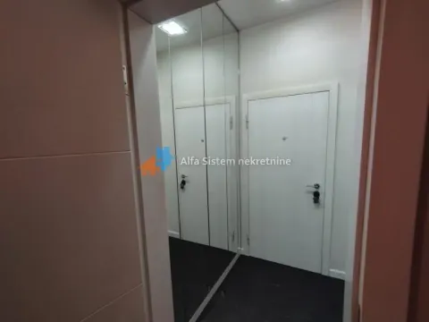 Izdavanje, trosoban stan, 60m², Kluz, Zvezdara Sve Podlokacije - image 24