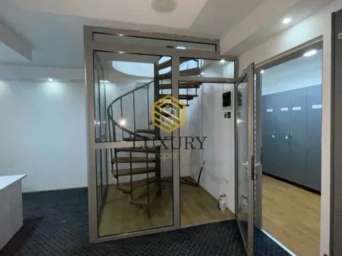 Izdavanje, poslovni prostor, 140m², Preko Morače, Podgorica - image 10