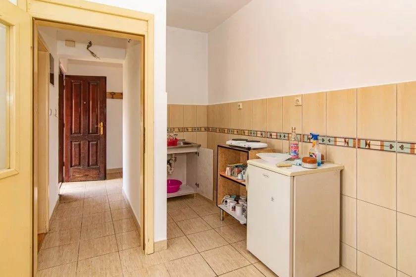 Izdavanje, poslovni prostor, 125m², Stari Aerodrom, Podgorica