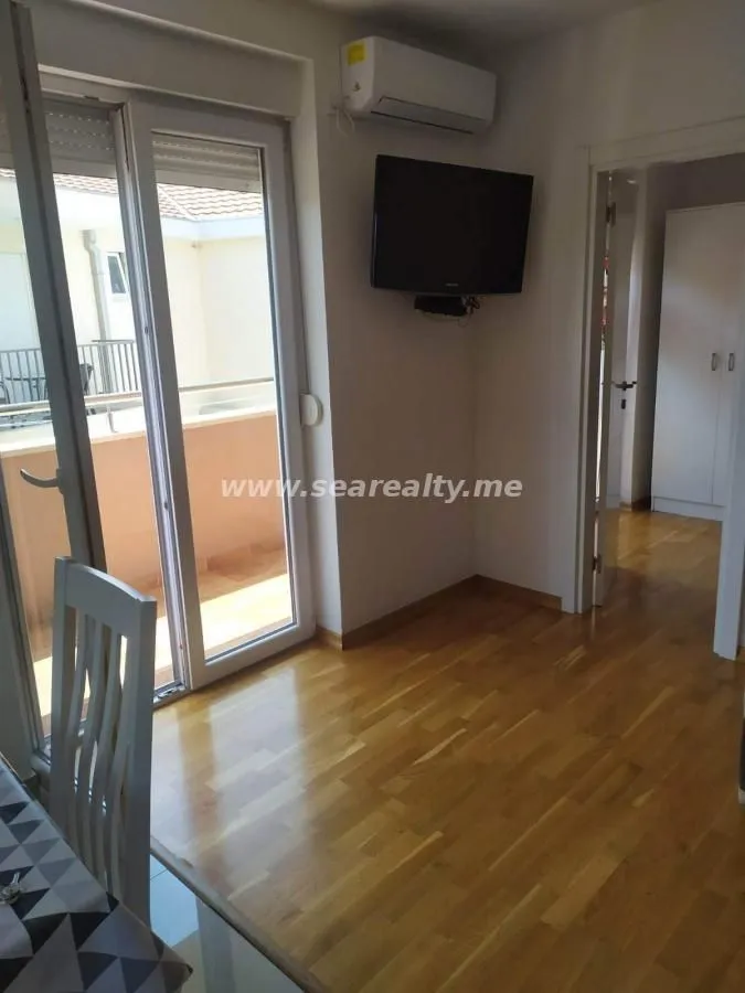 Prodaja, dvosoban stan, 53m², Herceg Novi, Crna Gora