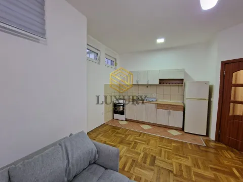 Prodaja, jednosoban stan, 37m², Blok 9, Podgorica - image 3