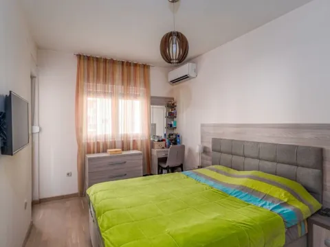 Prodaja, dvosoban stan, 72m², City Kvart, Podgorica - image 12