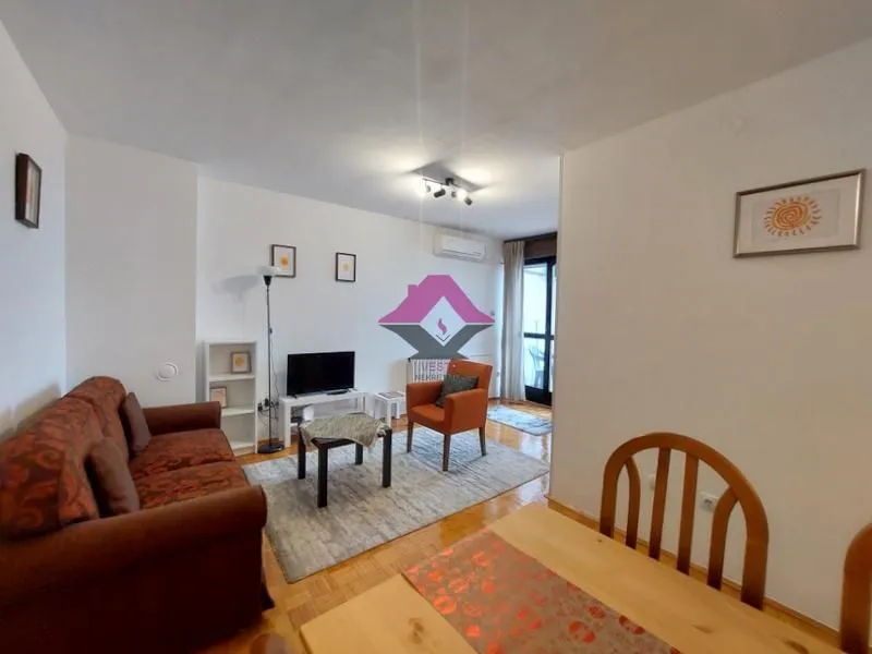 Izdavanje, dvosoban stan, 47m², Bezanijska Kosa 2, Bežanijska Kosa Sve Podlokacije