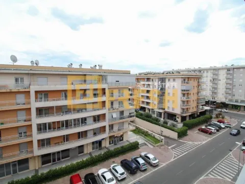 Rent, two bedroom apartment, 74m², City Kvart, Podgorica - image 22