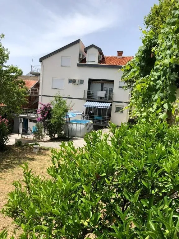 Prodaja, kuća, 350m², Sutomore, Bar