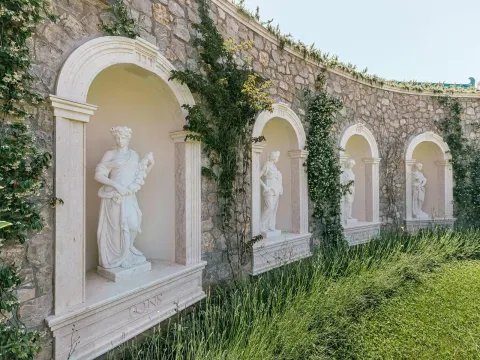 Prodaja, kuća, 1777m², Kuljače, Budva - image 35