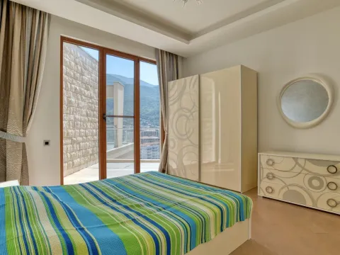 Sale, three bedroom apartment, 199m², Bečići, Budva - image 14