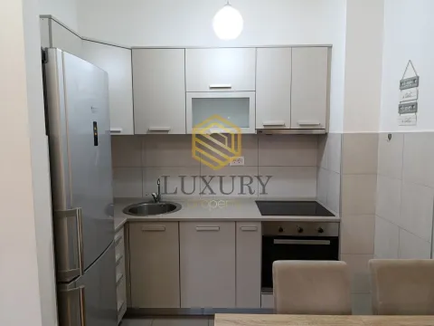 Rent, one bedroom apartment, 43m², City Kej, Podgorica - image 5