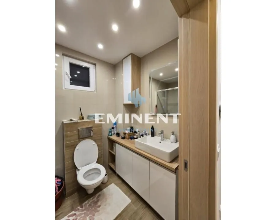 Rent, two bedroom apartment, 47m², Zemun Gornji Grad, Zemun Sve Podlokacije
