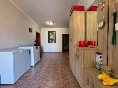 Prodaja, kuća, 144m², Kosić, Danilovgrad - image 12