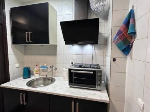 Izdavanje, garsonjera, 33m², Centar, Bar - image 4