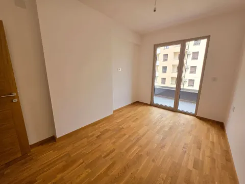 Sale, one bedroom apartment, 45m², Bečići, Budva - image 7