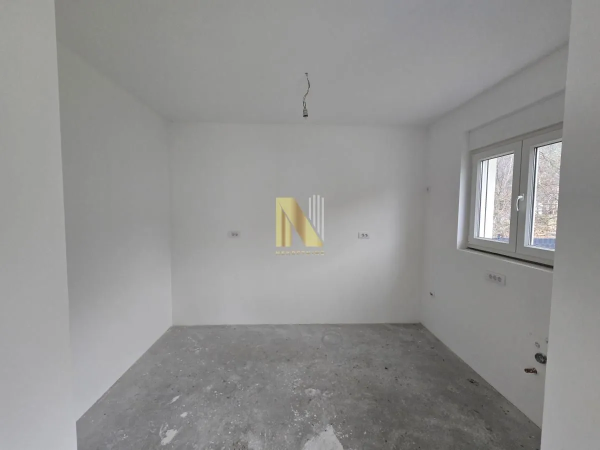 Prodaja, kuća, 125m², Ledinci, Petrovaradin