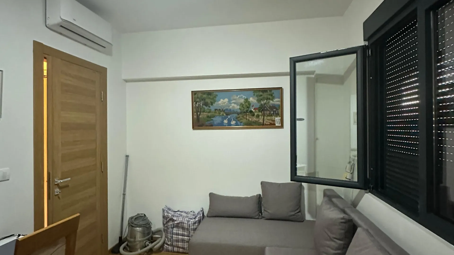 Prodaja, dvosoban stan, 70m², Centar, Tivat