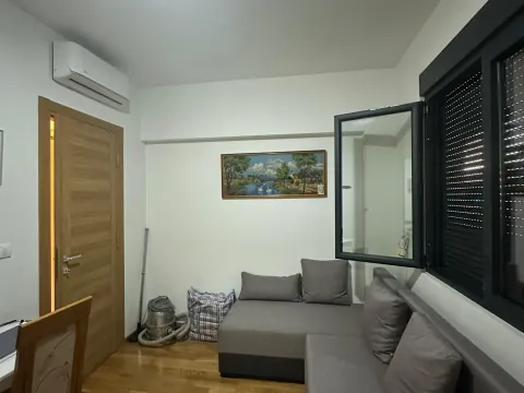 Sale, two bedroom apartment, 70m², Centar, Tivat