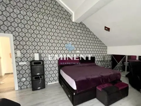 Sale, house, 342m², Stari Banovci, Stara Pazova - image 12